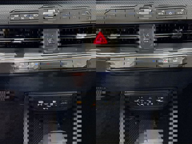 New 2025 Kia K4 GT-Line w/ GT-Line Premium Package image 18