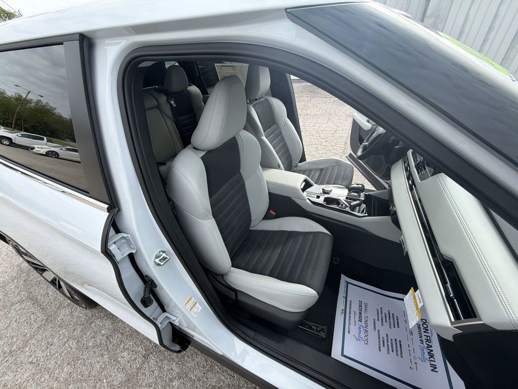 New 2026 Mitsubishi Outlander SE AWD/4WD image 24