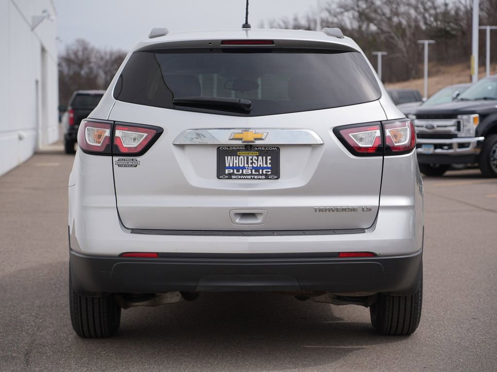 Used 2015 Chevrolet Traverse LS image 4
