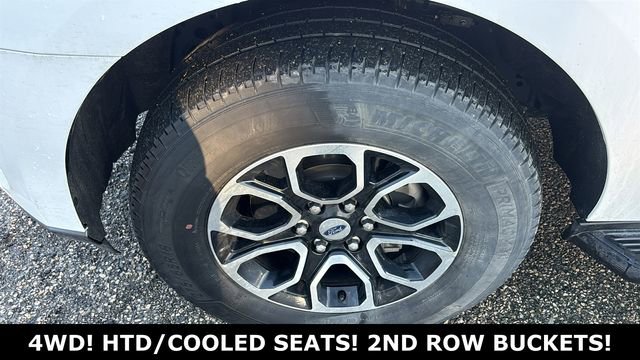 Used 2024 Ford Expedition XLT AWD/4WD image 32