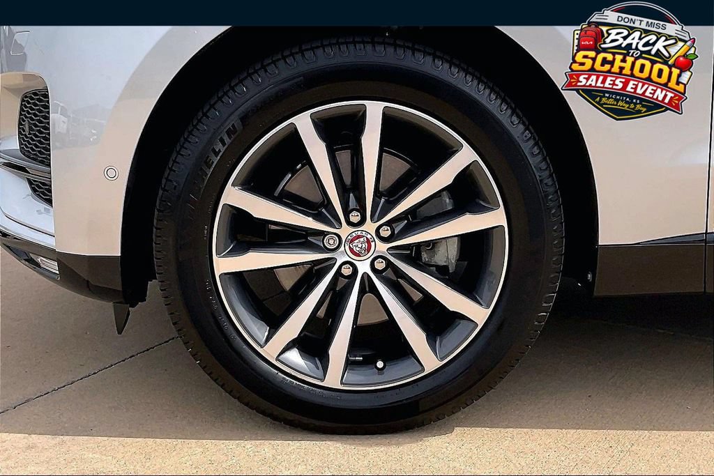 Used 2021 Jaguar F-PACE S AWD/4WD image 9