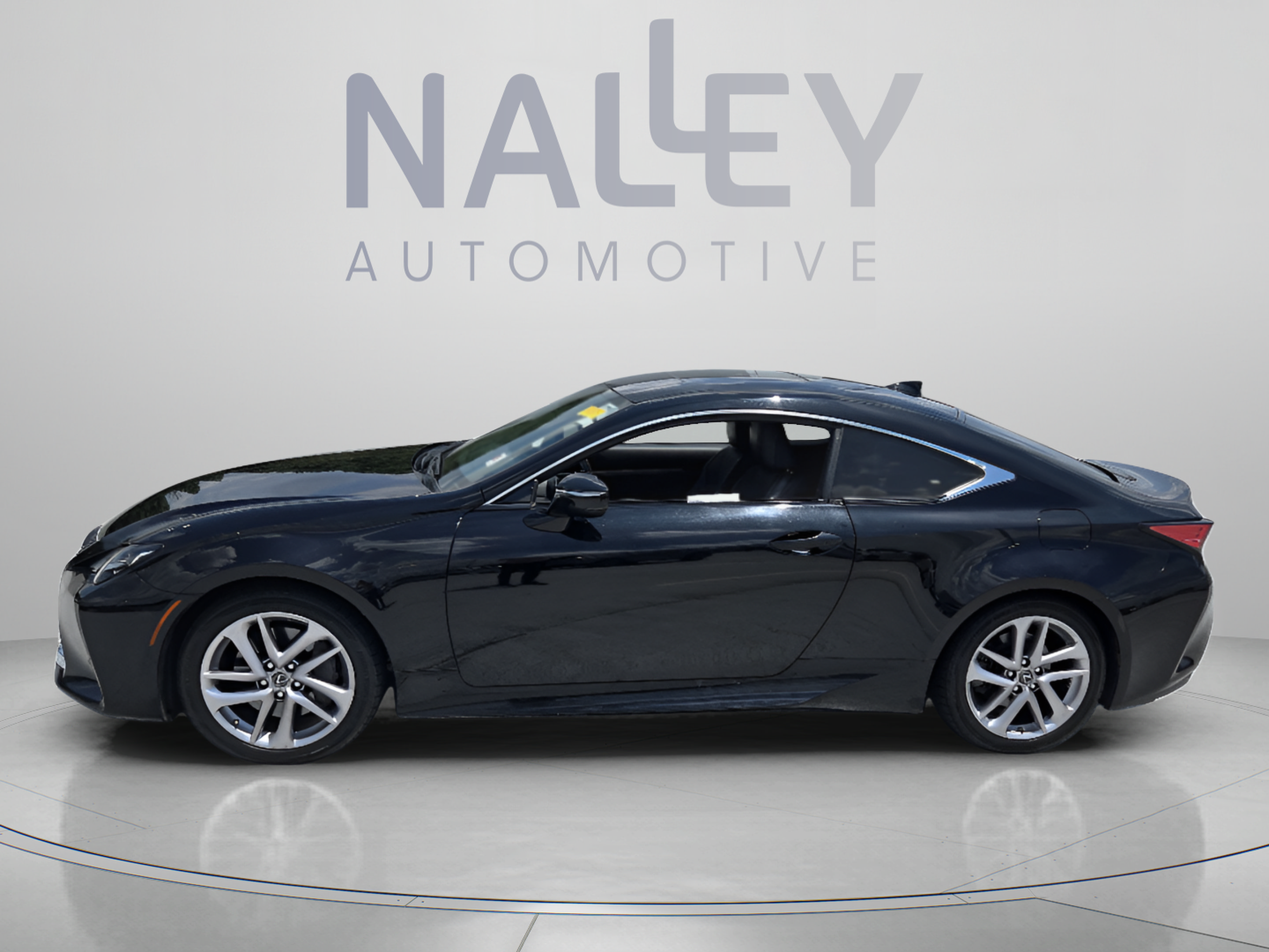 Used 2019 Lexus RC 300 RWD image 2