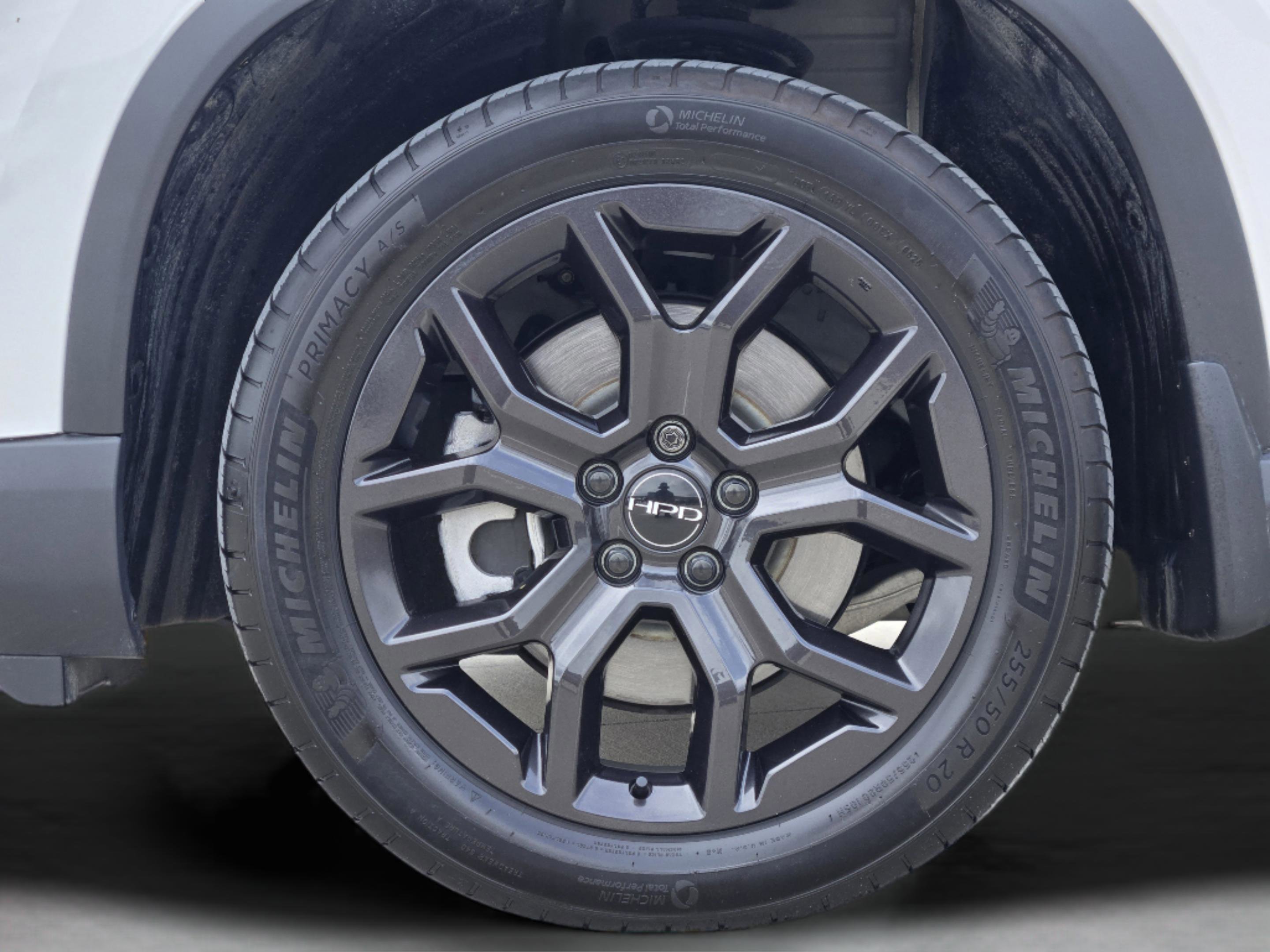 Certified 2025 Honda Pilot Touring image 31