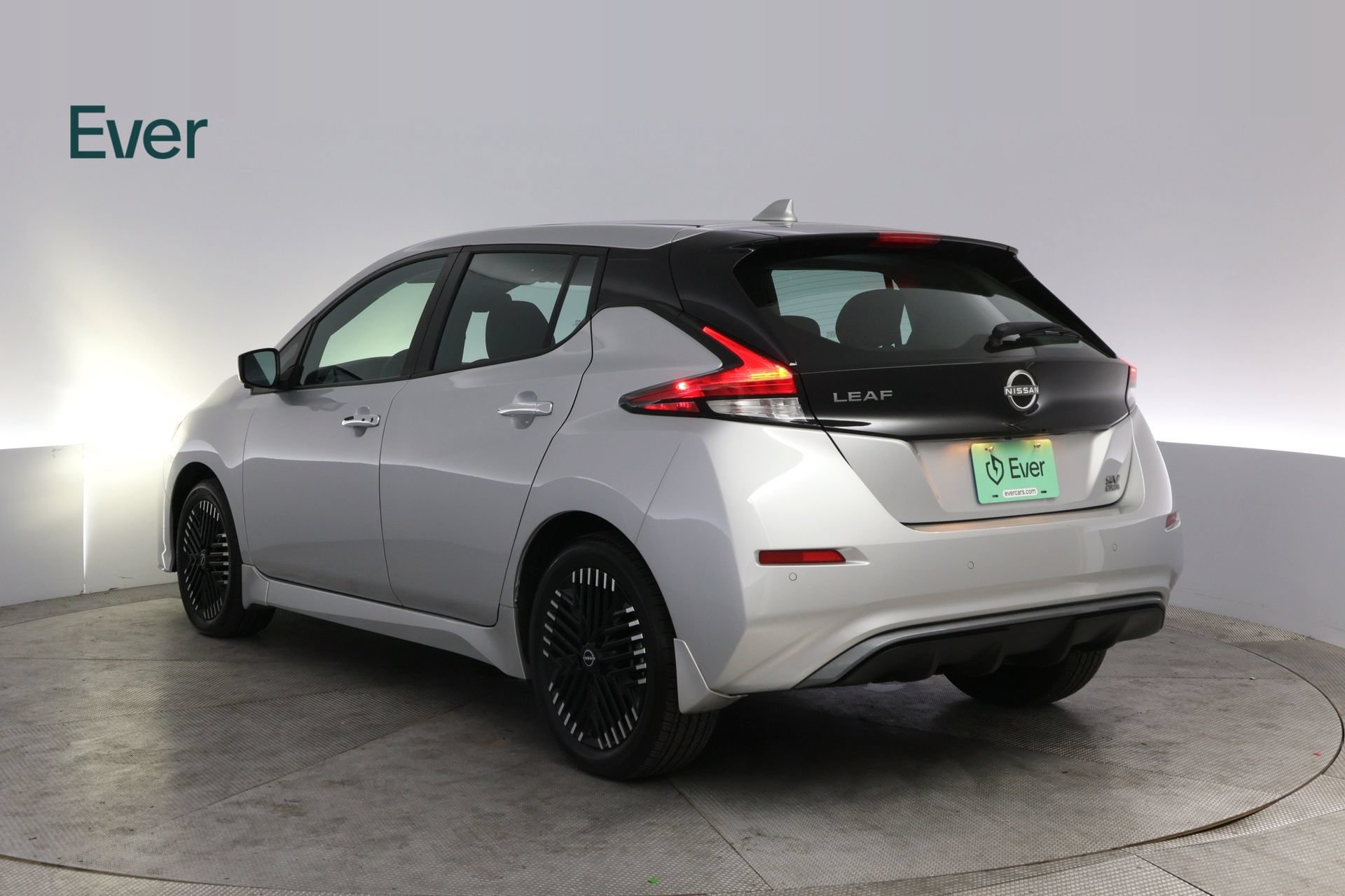 Used 2024 Nissan Leaf SV Plus FWD image 17
