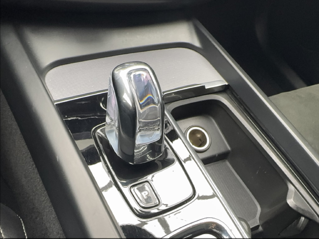 Used 2019 Volvo XC60 T8 R-Design AWD/4WD image 44