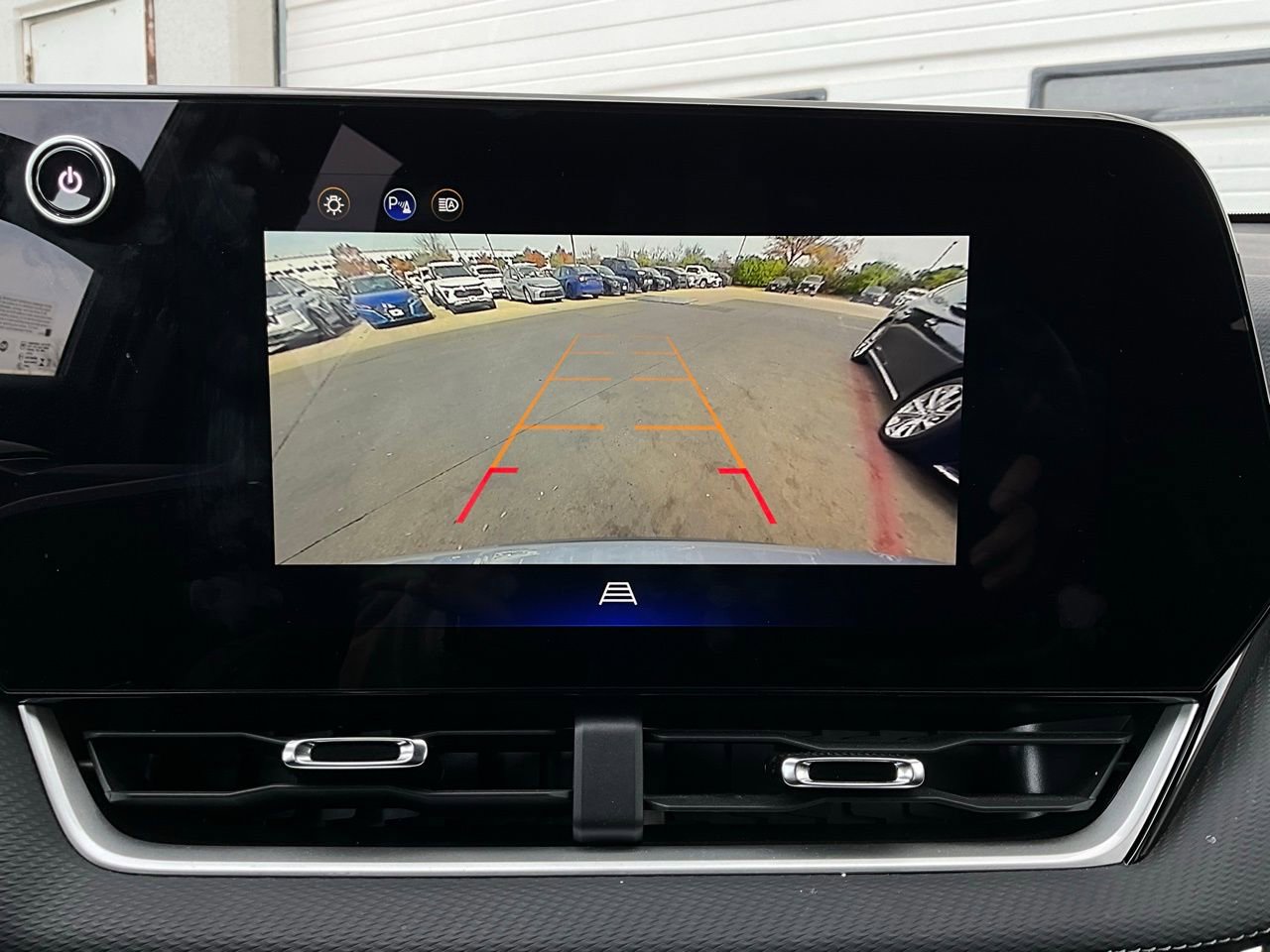 Used 2025 Chevrolet Equinox LT image 30