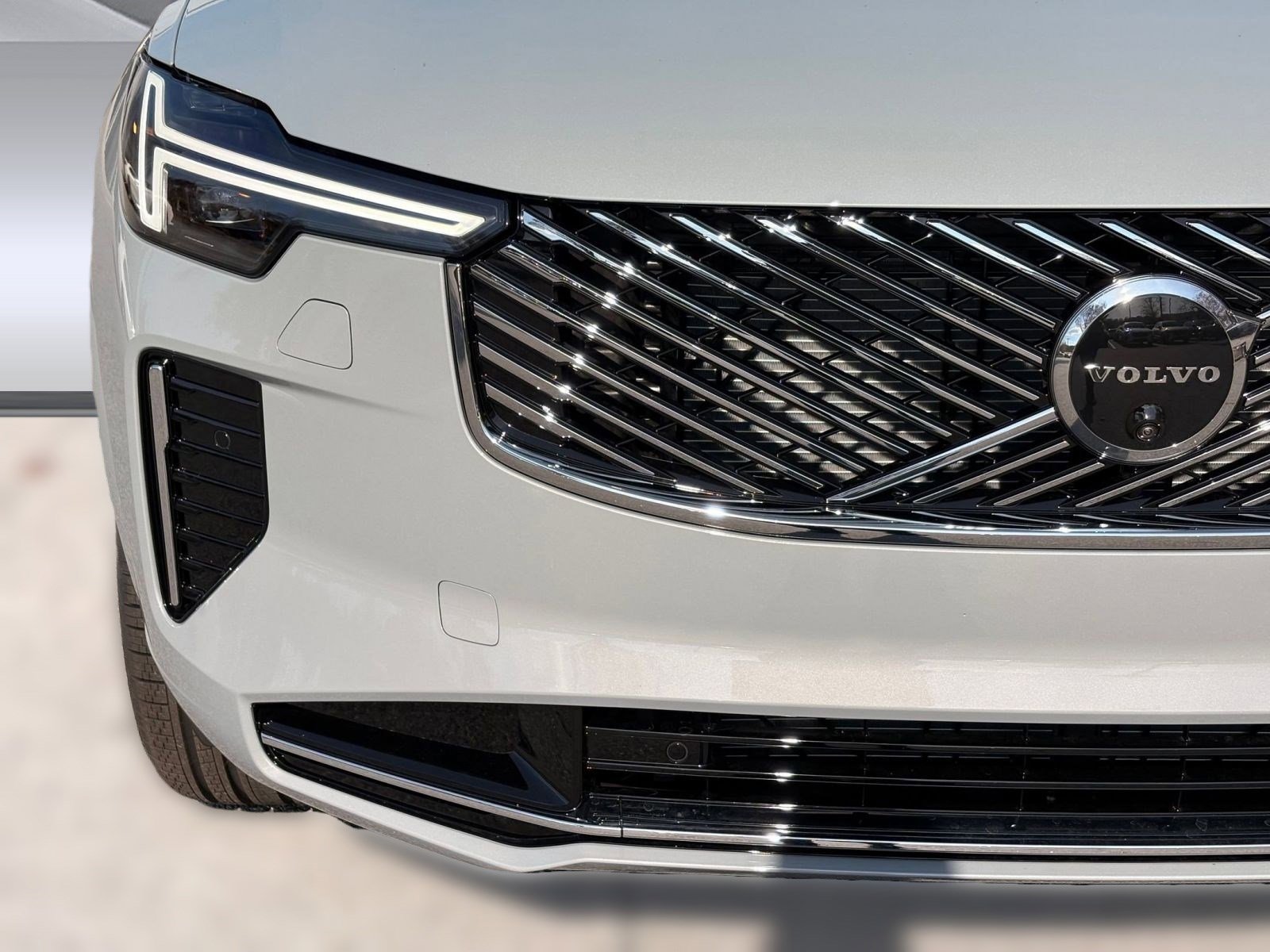 New 2026 Volvo XC90 B6 Ultra image 21