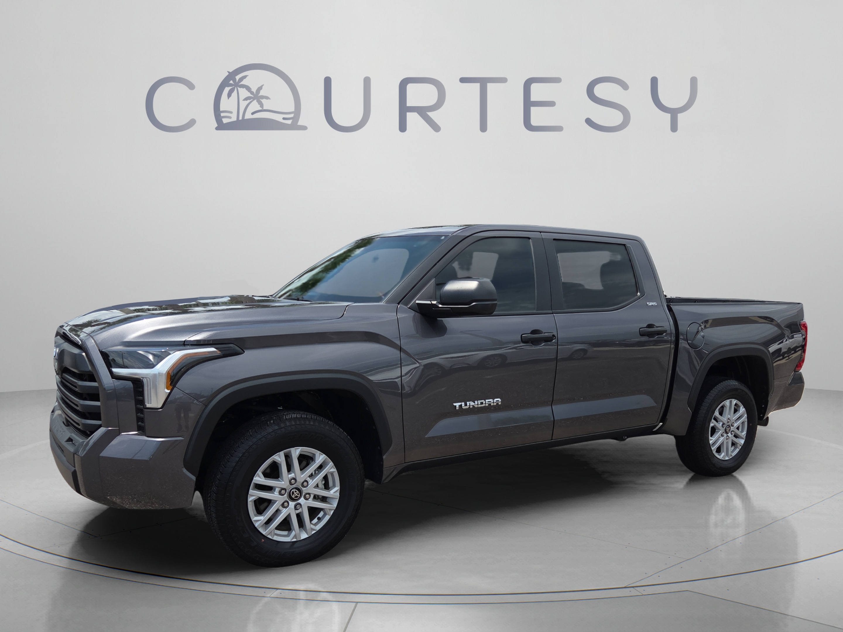 Certified 2025 Toyota Tundra SR5 AWD/4WD image 3
