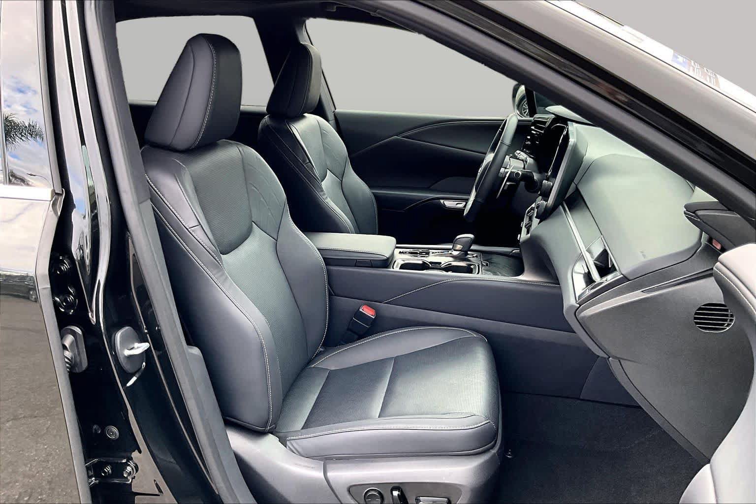 Certified 2024 Lexus RX 350 Premium Plus w/ Convenience Package FWD image 8