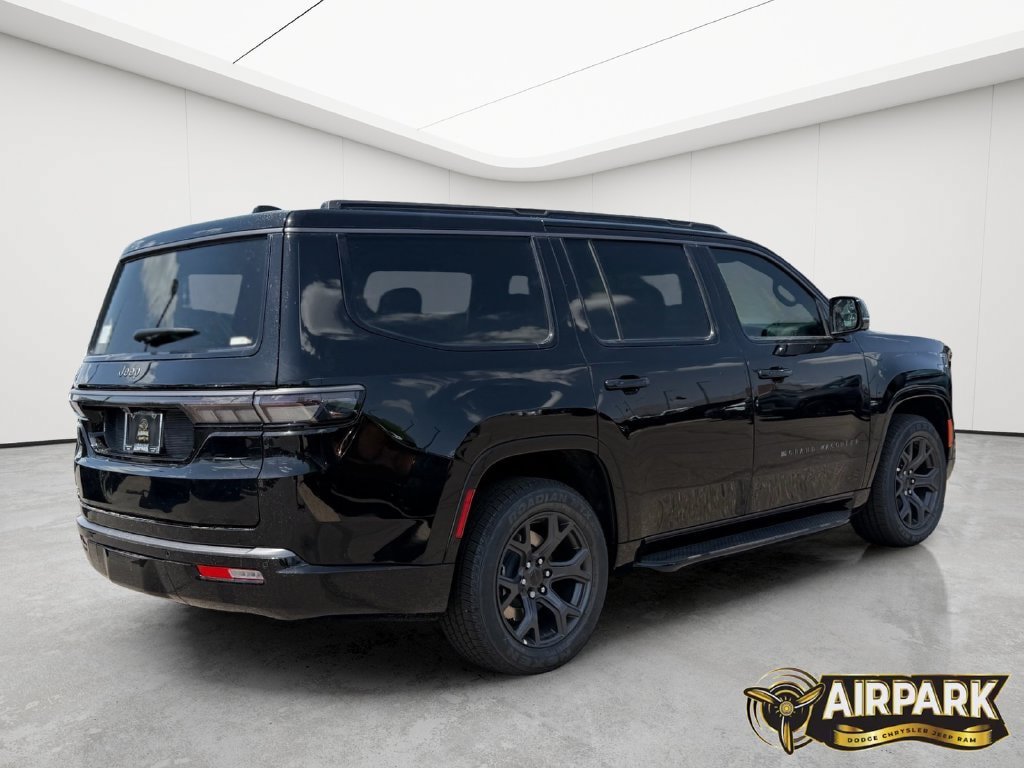 New 2026 Jeep Grand Wagoneer Limited w/ Convenience Group I AWD/4WD image 4