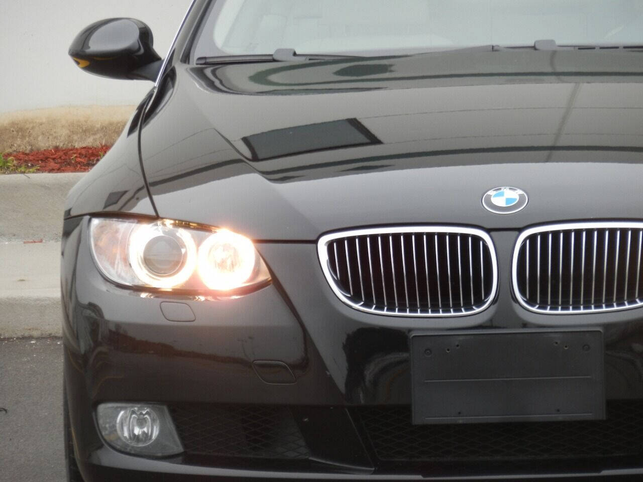 Used 2009 BMW 328i xDrive Coupe AWD/4WD image 9