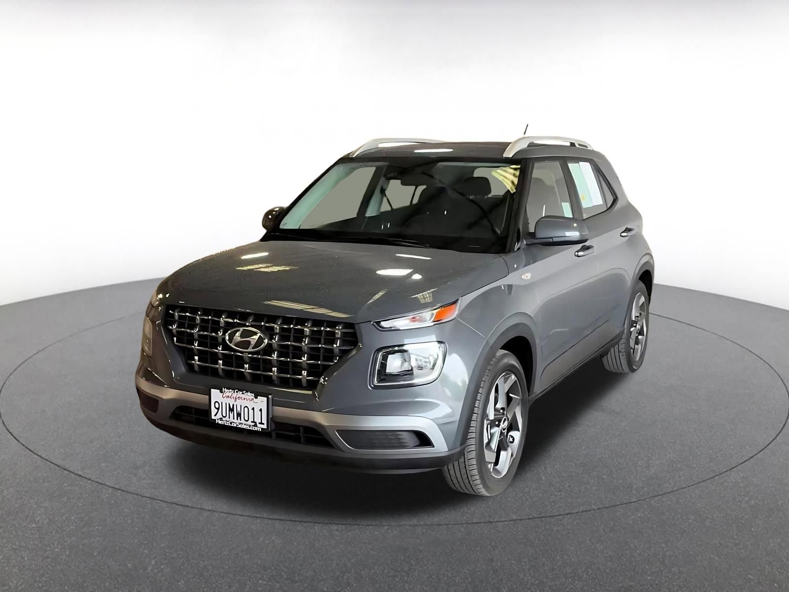Used 2025 Hyundai Venue SEL image 7