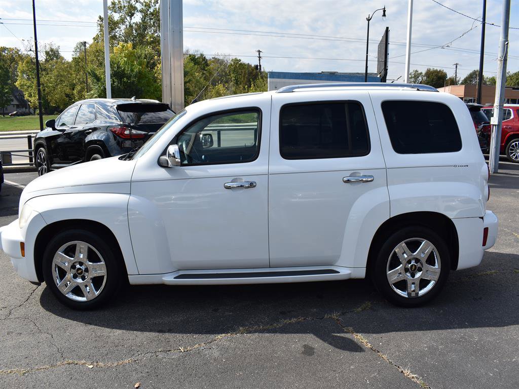 Used 2011 Chevrolet HHR LT image 11