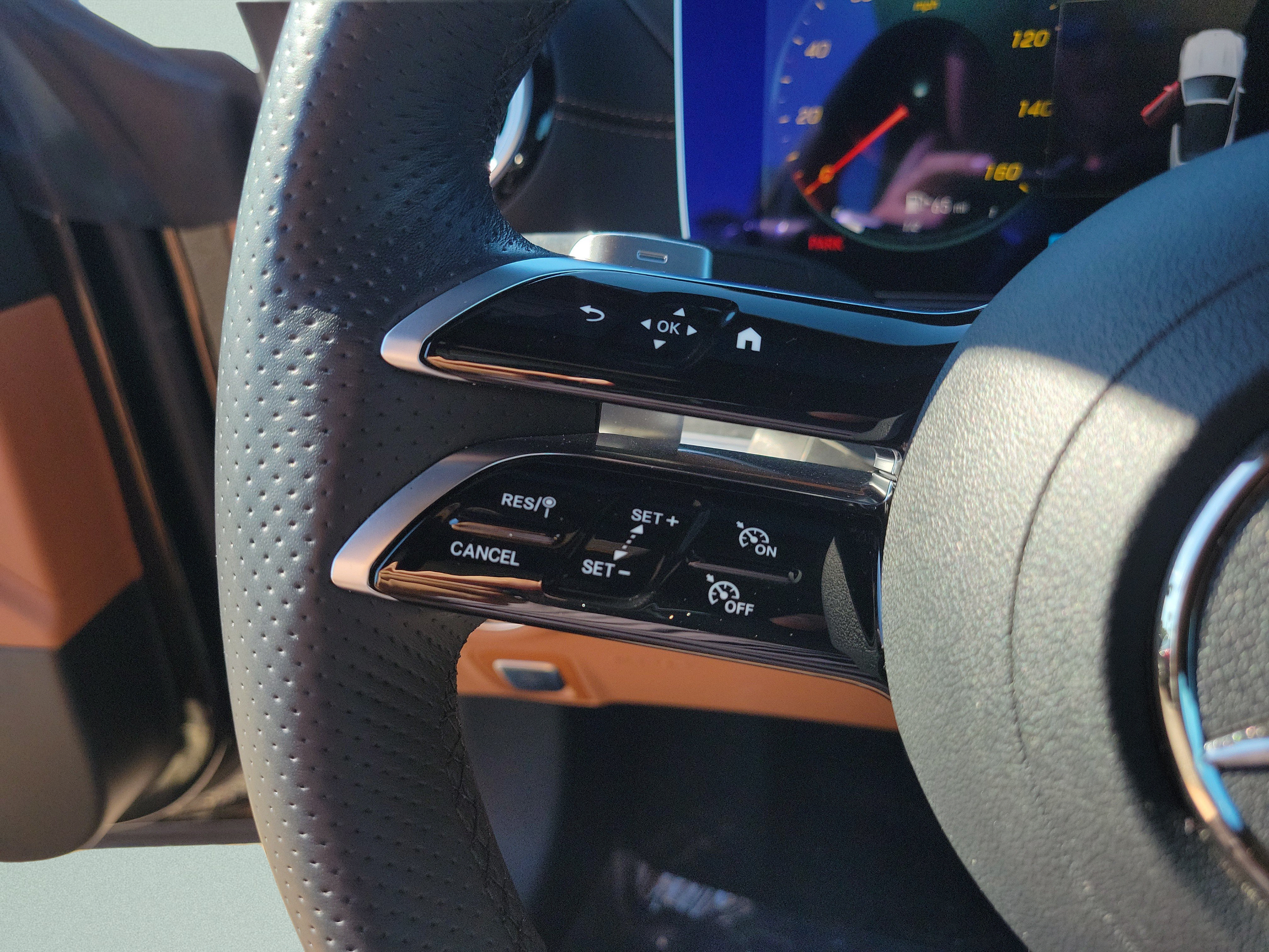 Certified 2023 Mercedes-Benz E 450 Cabriolet image 19