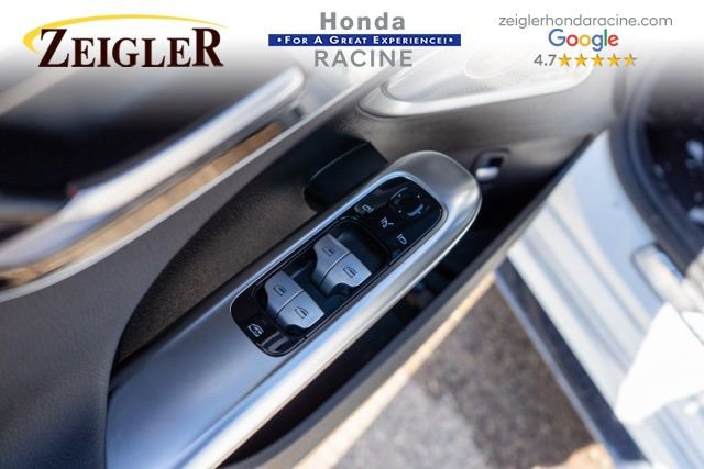 Used 2025 Mercedes-Benz C 43 AMG 4MATIC Sedan image 16