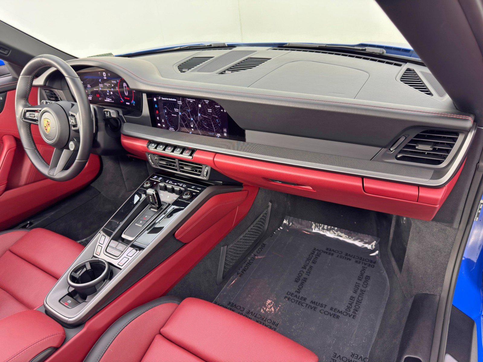 Used 2025 Porsche 911 Carrera RWD image 13