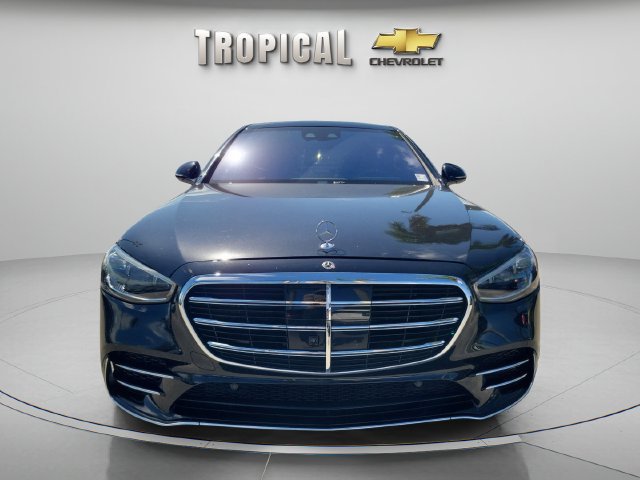 Used 2022 Mercedes-Benz S 580 4MATIC Sedan w/ AMG Line Package image 15