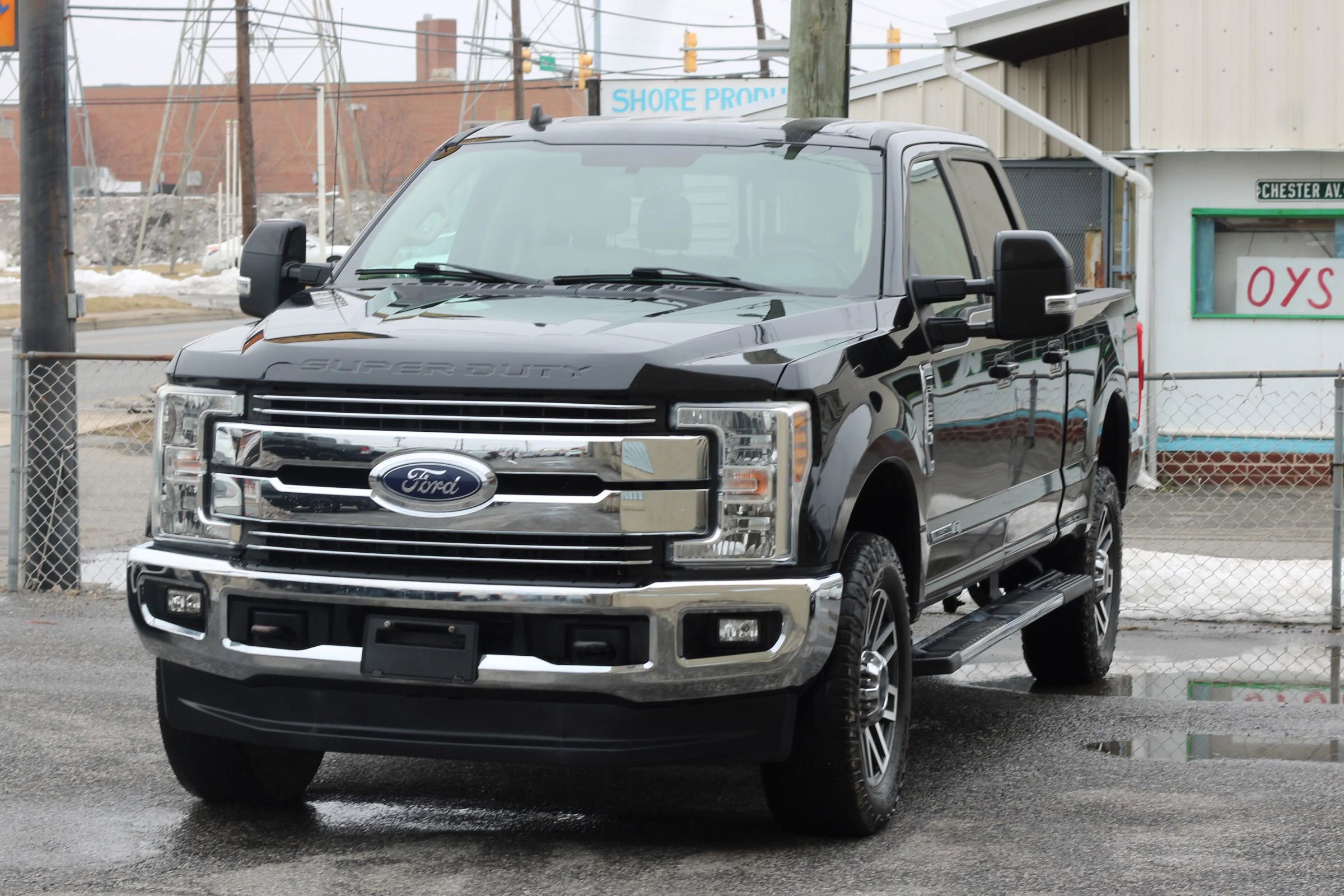 Used 2019 Ford F250 Lariat w/ Lariat Value Package image 3