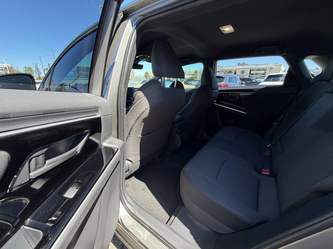 Used 2025 Subaru Solterra Premium AWD/4WD image 11