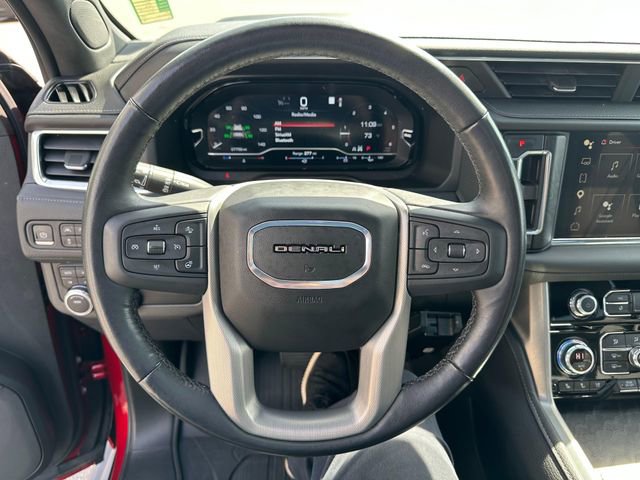 Used 2022 GMC Yukon XL Denali AWD/4WD image 12