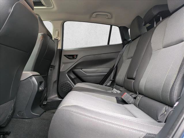 Used 2024 Subaru Crosstrek 2.0i Premium image 18