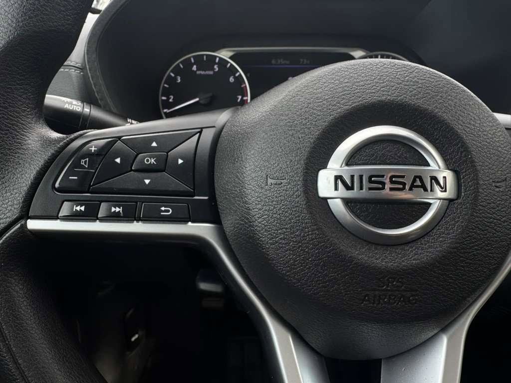 Used 2023 Nissan Sentra SV image 9