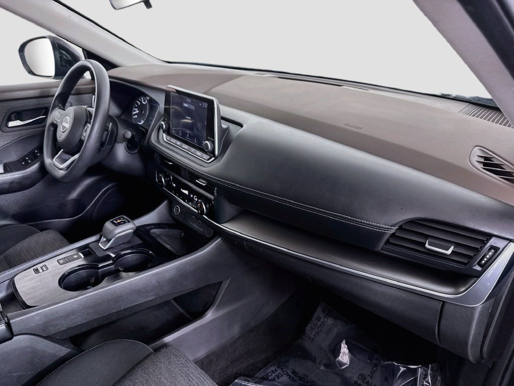 Used 2023 Nissan Rogue SV FWD image 29