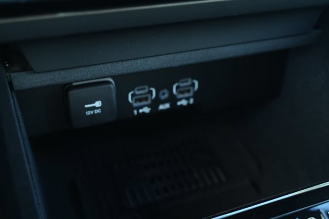 New 2026 Jeep Grand Wagoneer Summit AWD/4WD image 39