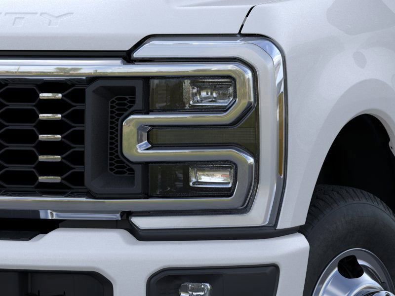New 2026 Ford F350 4x4 Crew Cab DRW Super Duty image 18