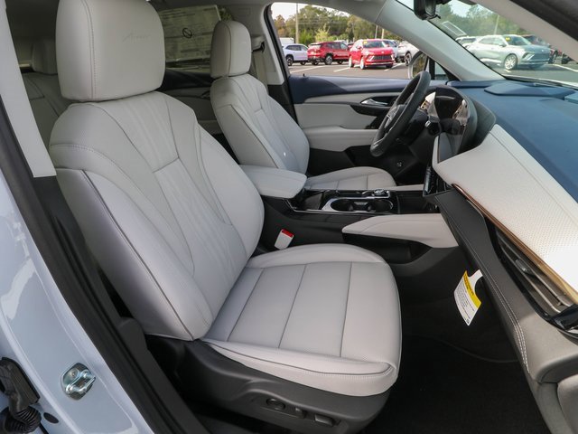 New 2026 Buick Envision Avenir image 24