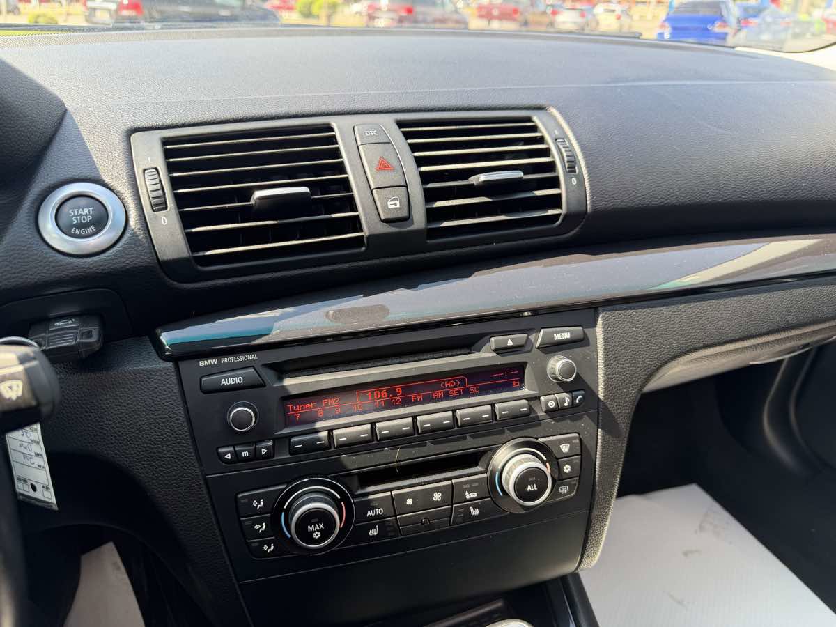 Used 2010 BMW 128i Coupe RWD image 21