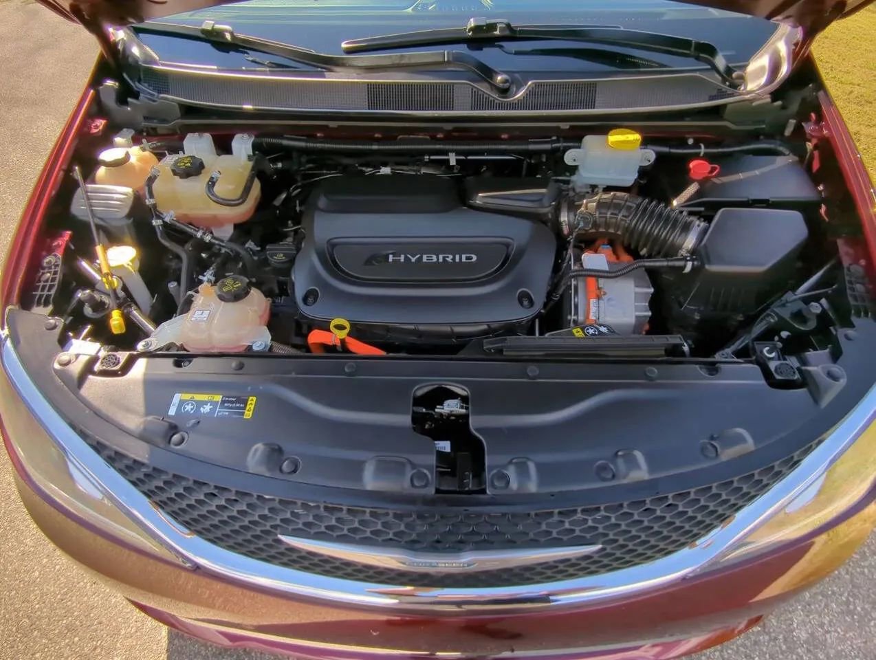 Used 2020 Chrysler Pacifica Limited FWD image 27