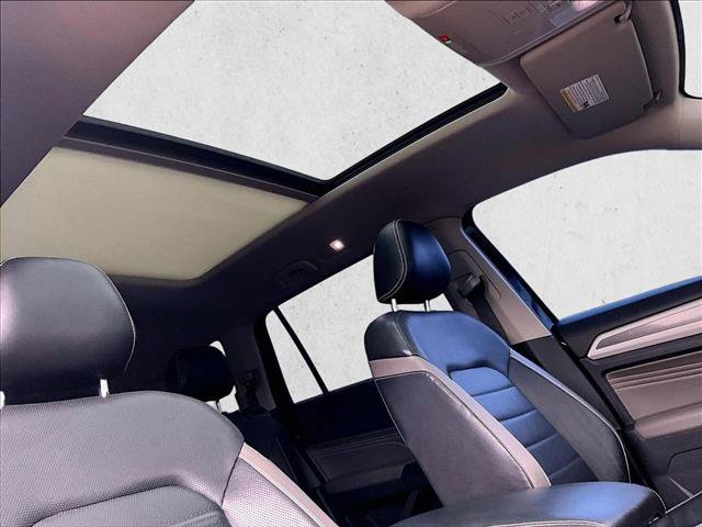 Used 2022 Volkswagen Atlas SEL Premium AWD/4WD image 17