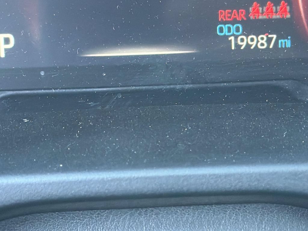 Certified 2025 Toyota RAV4 LE FWD image 13
