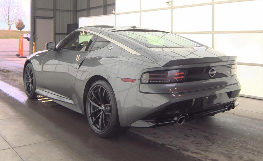 Certified 2024 Nissan Z Performance w/ Floor Mat Package image 4