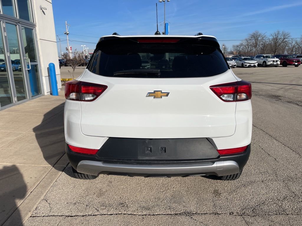 Used 2023 Chevrolet TrailBlazer LT w/ Convenience Package AWD/4WD image 6