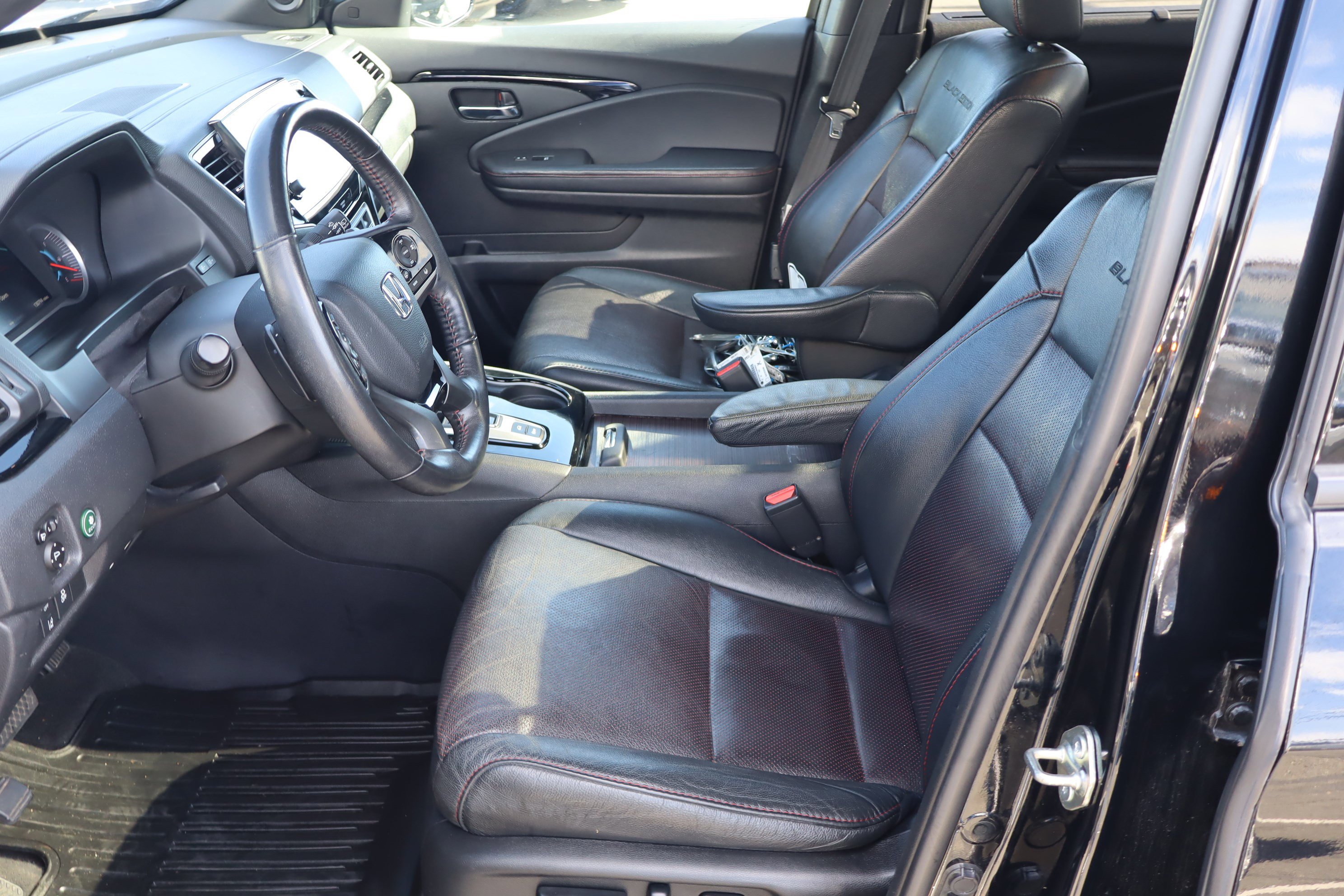 Used 2020 Honda Pilot Black Edition image 19