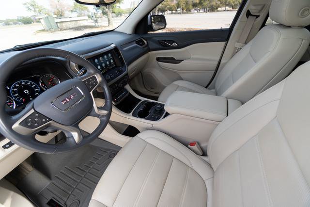 Used 2022 GMC Acadia Denali w/ Denali Ultimate Package image 25