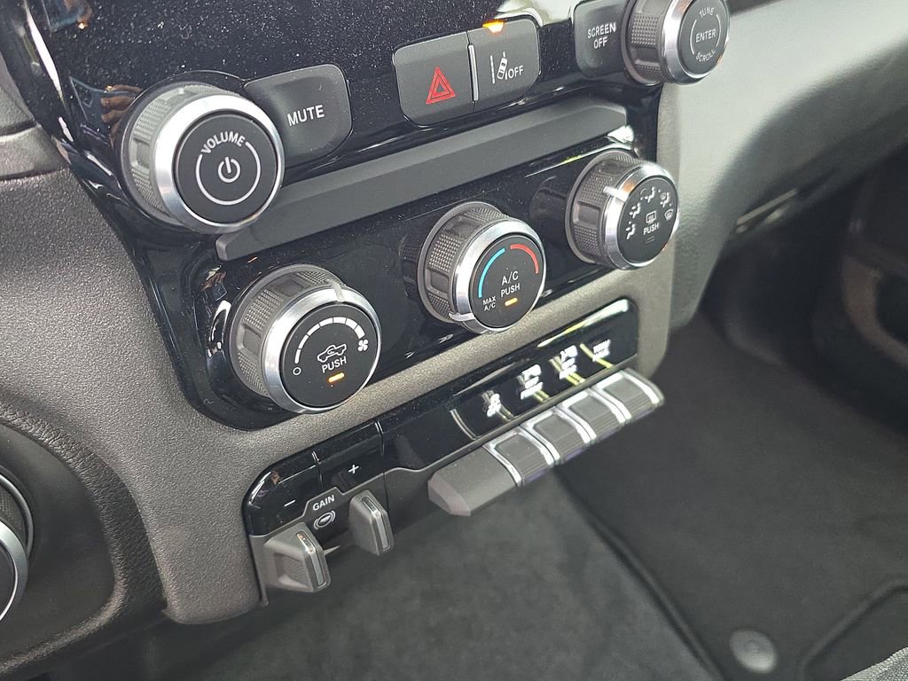 Used 2025 RAM 1500 Tradesman image 29