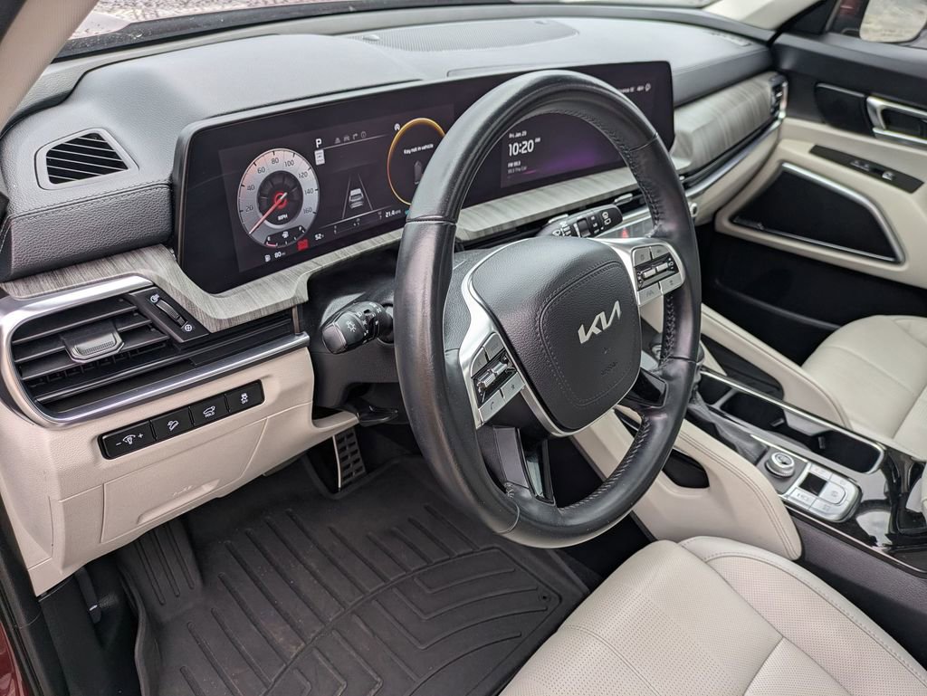 Used 2024 Kia Telluride SX image 16