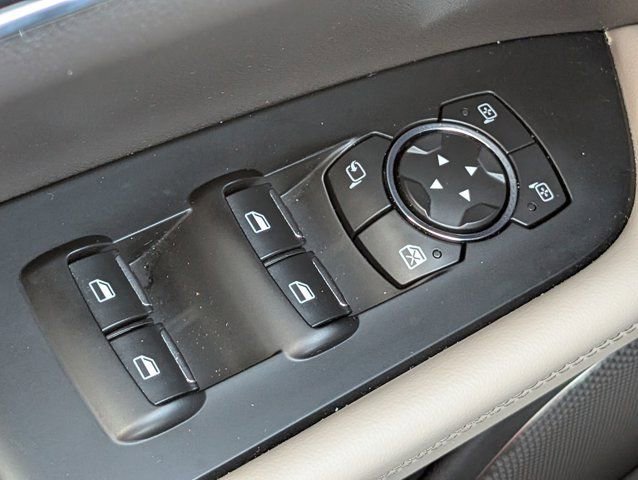 Used 2022 Lincoln Nautilus FWD w/ Premium Package image 21