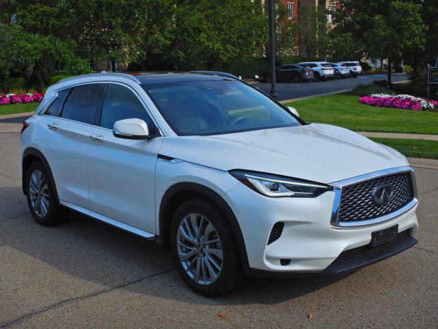 Used 2023 INFINITI QX50 Luxe AWD/4WD image 3