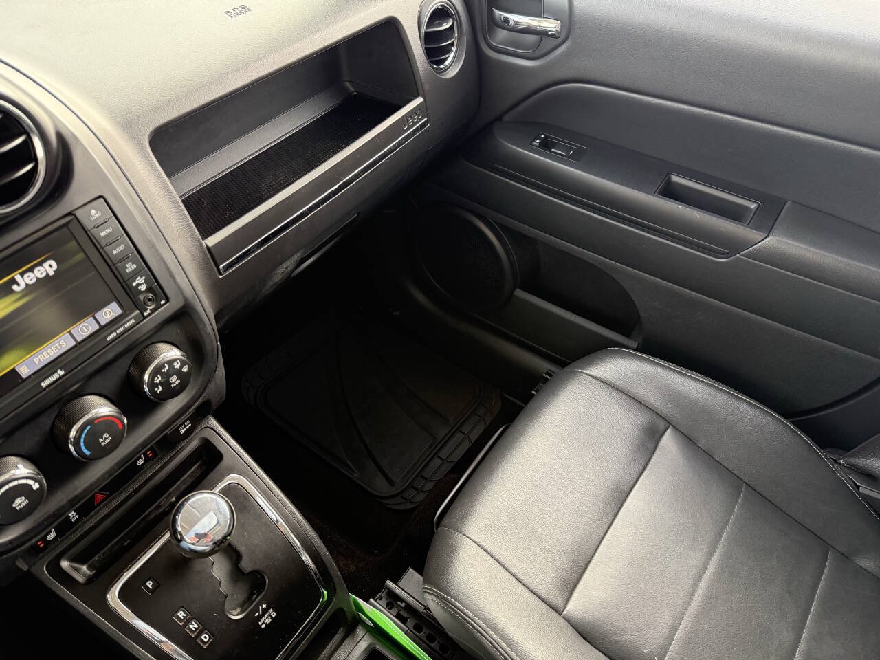 Used 2015 Jeep Patriot High Altitude AWD/4WD image 22