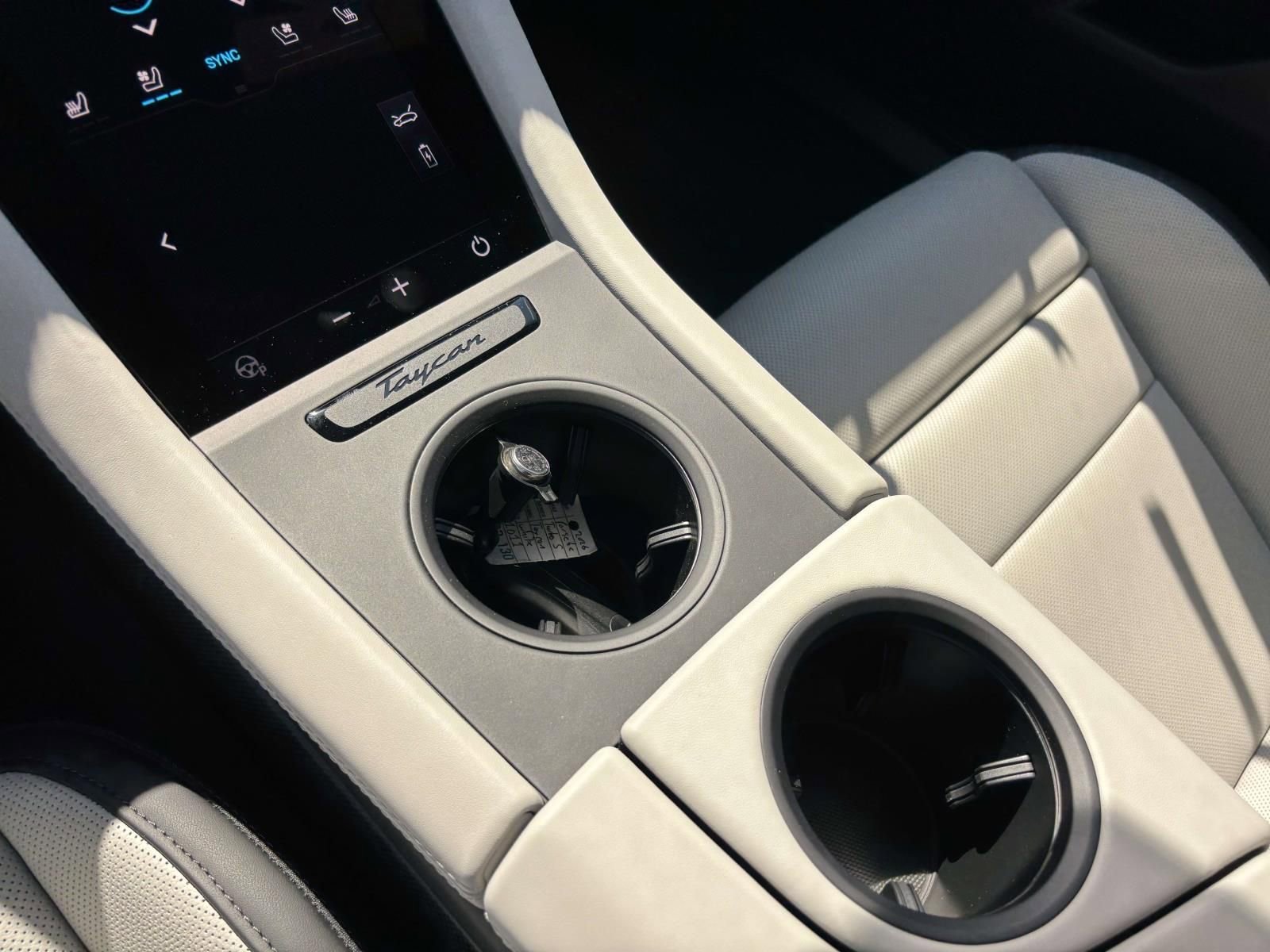 New 2026 Porsche Taycan Turbo S image 34