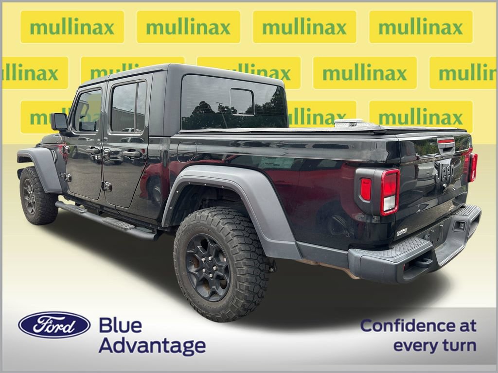 Used 2023 Jeep Gladiator Sport w/ Off Road Group AWD/4WD image 2