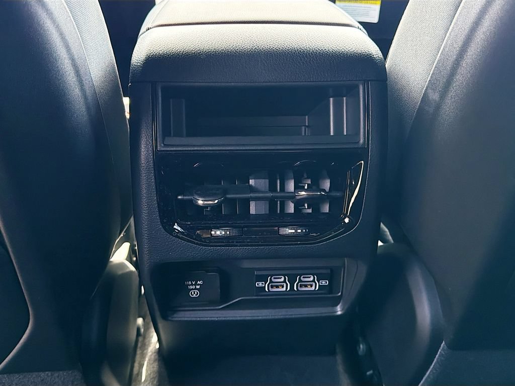 New 2026 Jeep Grand Cherokee Laredo X AWD/4WD image 20