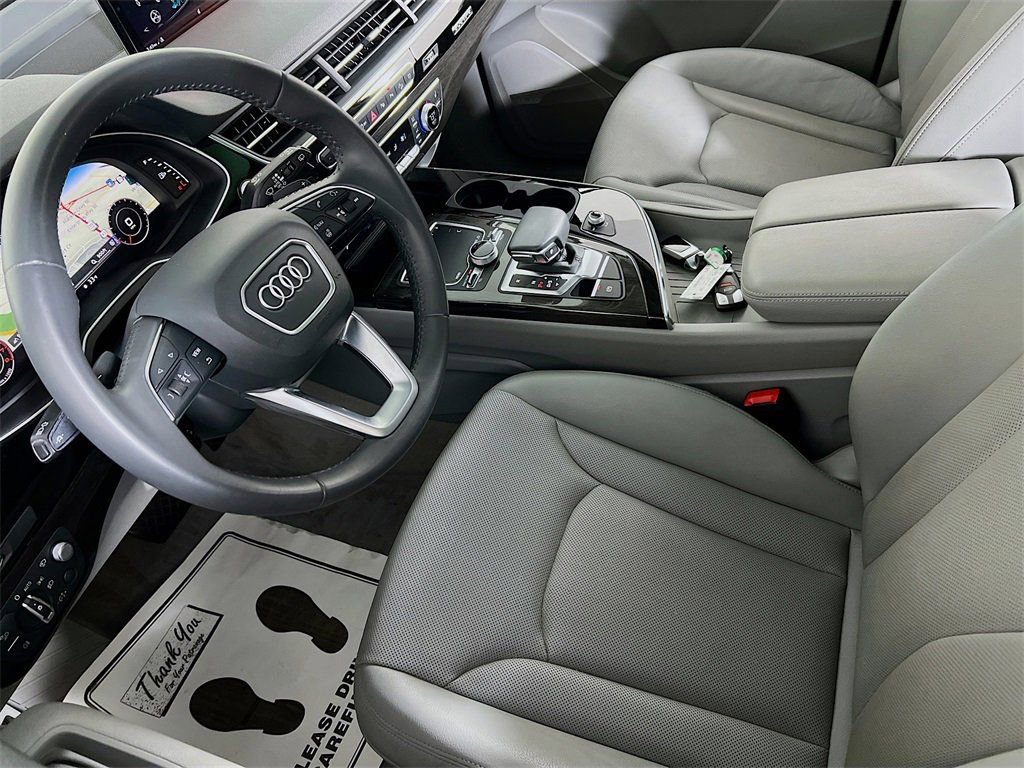 Used 2019 Audi Q7 3.0T Prestige w/ Prestige Package image 24