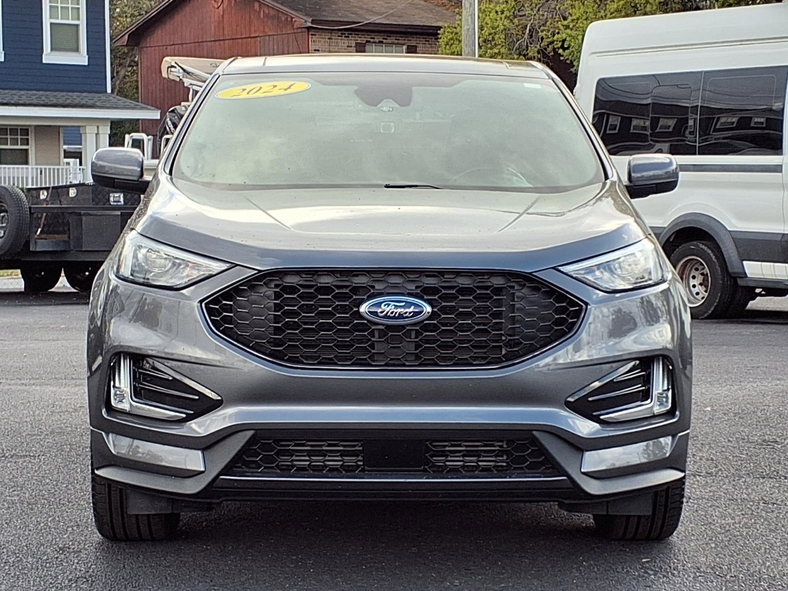 Used 2024 Ford Edge ST-Line image 2