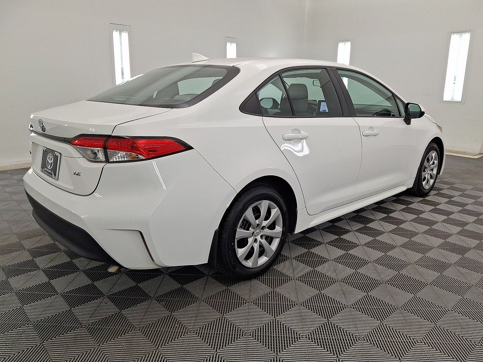 Certified 2025 Toyota Corolla LE FWD image 16