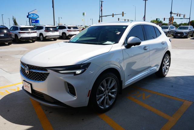 Used 2023 Buick Envision Avenir AWD/4WD image 32